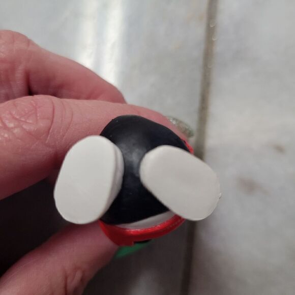 1990 Hallmark Keepsake Ornament Polar Jogger Penguin - Picture 5 of 10